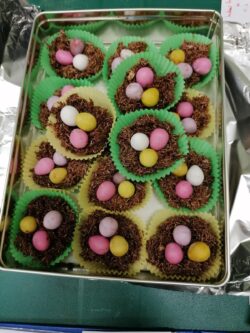 Sylvia made Easter cakes for us!